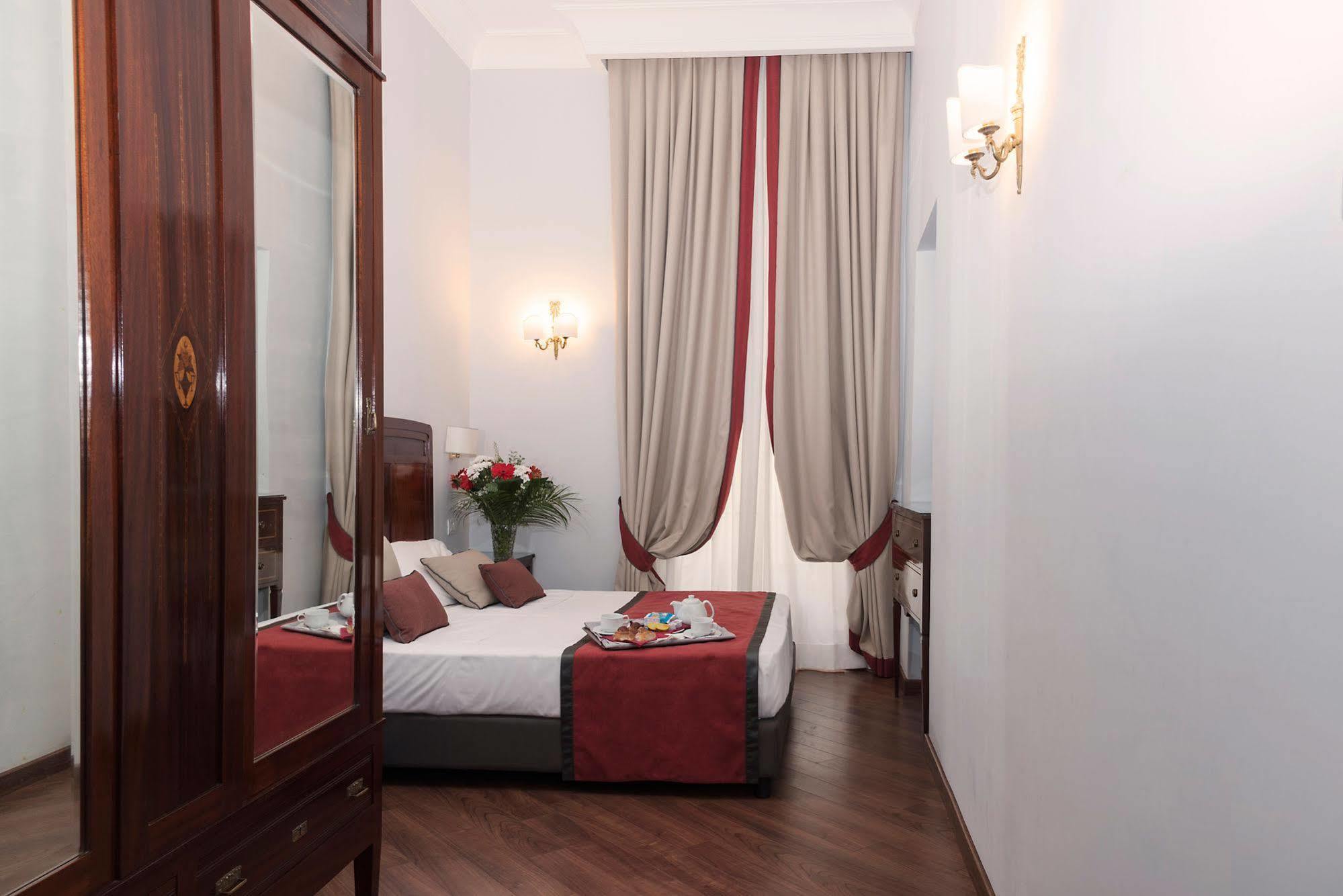 Hotel Palazzo Riario Sforza Neapol Zewnętrze zdjęcie