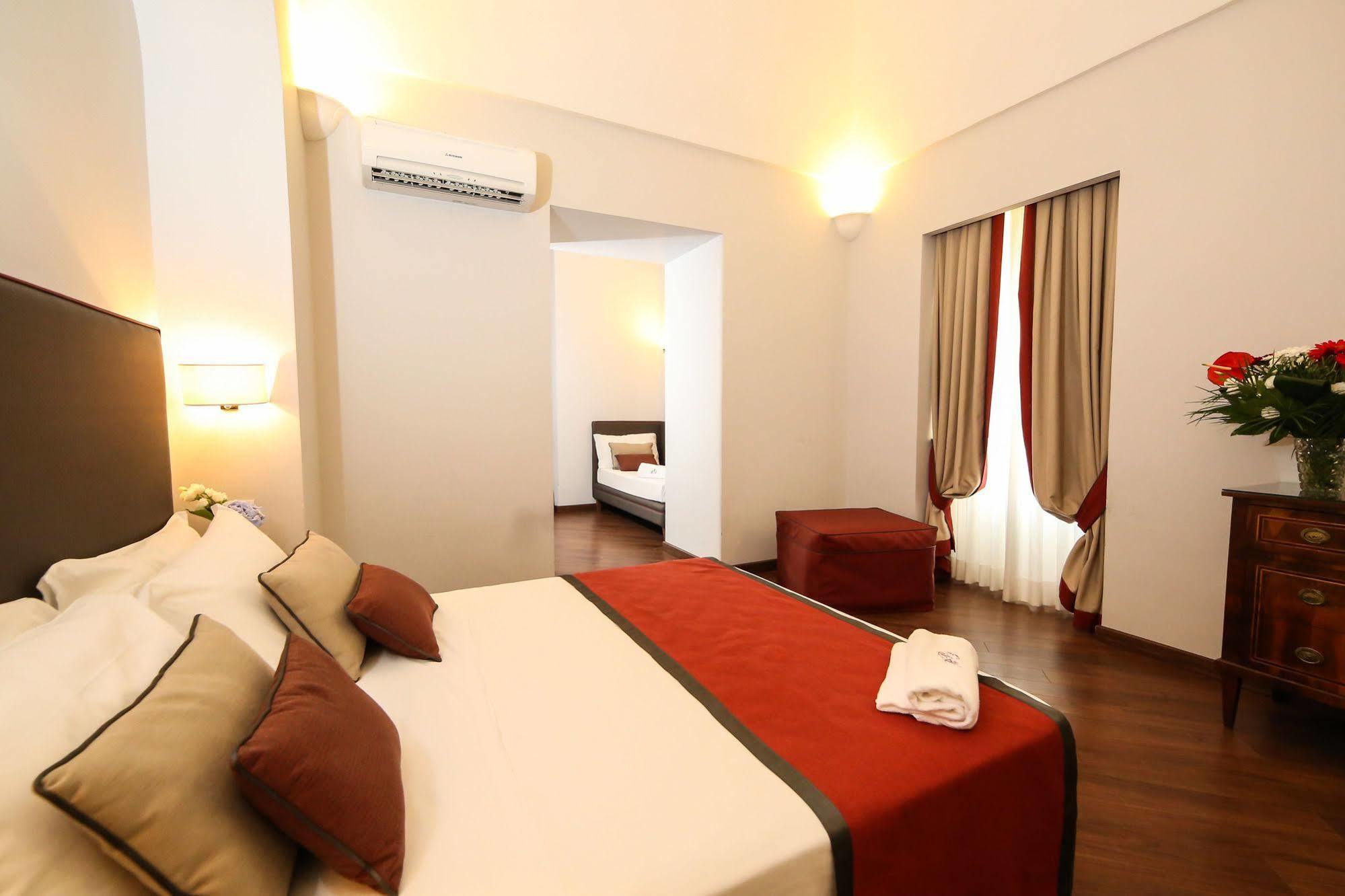 Hotel Palazzo Riario Sforza Neapol Zewnętrze zdjęcie